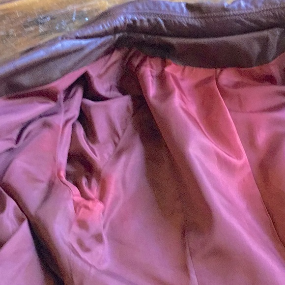 Vintage Ambe Leather Trench Coat - Picture 7 of 11